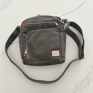 Travelon crossbody bag EUC
